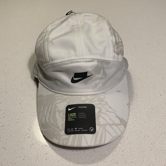 Nike Tailwind Running Cap Hat Unisex OSFM NWT - Picture 2 of 8